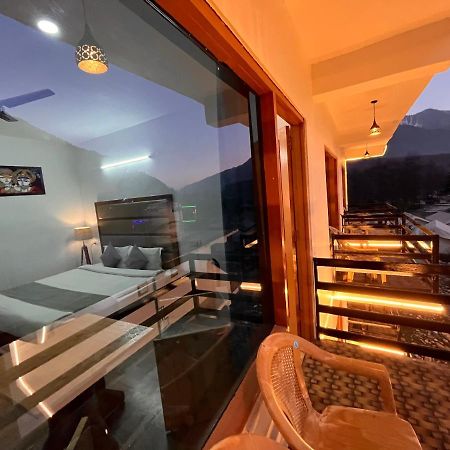 Himalayan Riverpark - A Four Star Luxury Hotel, Manali Eksteriør bilde