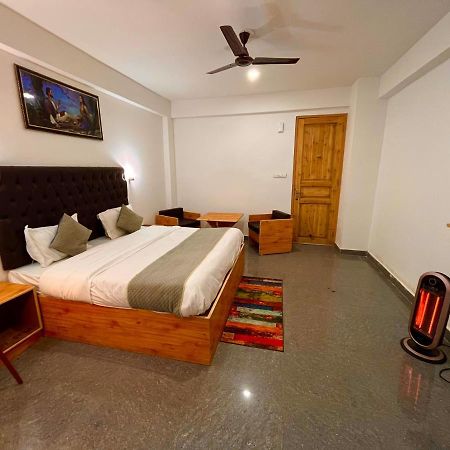 Himalayan Riverpark - A Four Star Luxury Hotel, Manali Eksteriør bilde