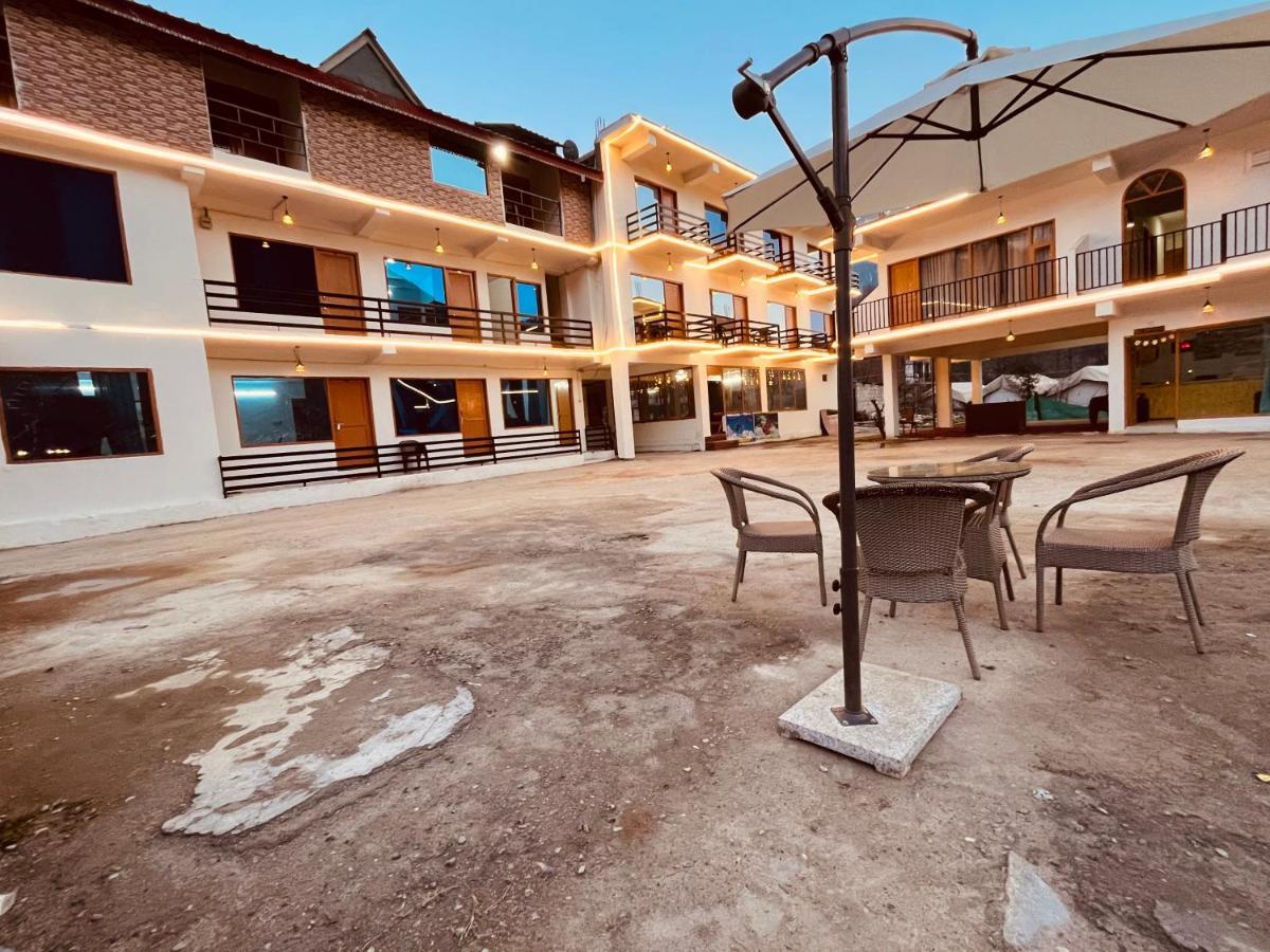 Himalayan Riverpark - A Four Star Luxury Hotel, Manali Eksteriør bilde